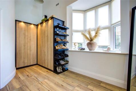 Dressing Rm/Bedroom
