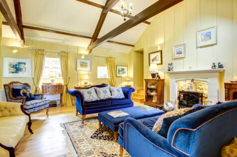 Sitting Room 3