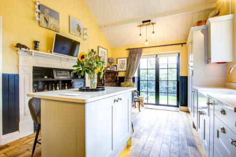 Kitchen/Breakfast 2