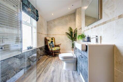 Bed 2 En-Suite
