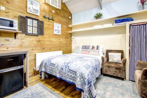 Snuggery Annexe
