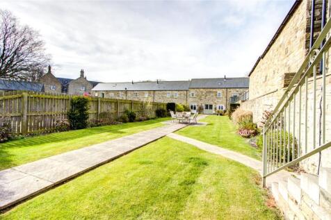 Garden View To House