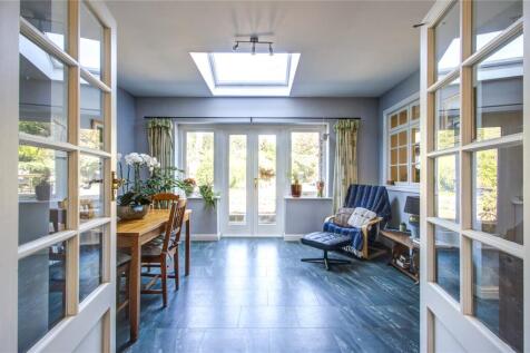 Breakfast Room