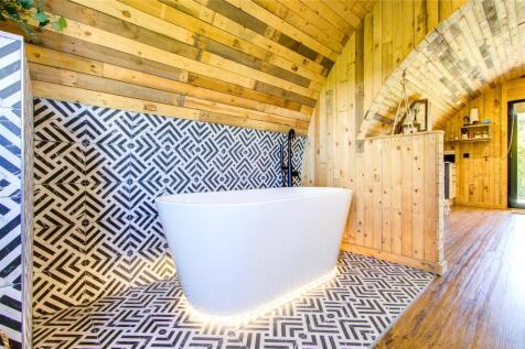 Luxury Bathtub