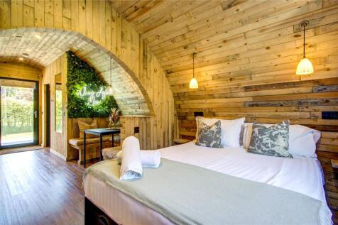 King Bedroom