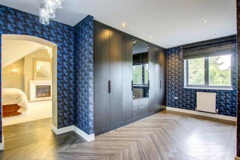 2nd Dressing Room