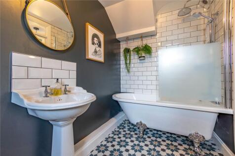 Cottage Bathroom
