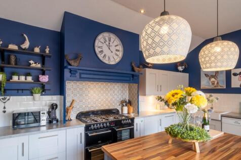 Kitchen 5