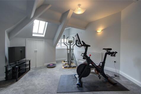 Gym/Bedroom