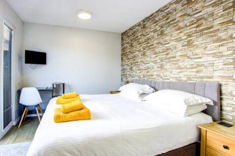 Lodge Internal 2