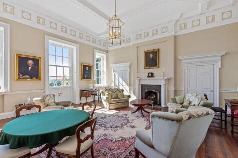 Communal Drawing Room