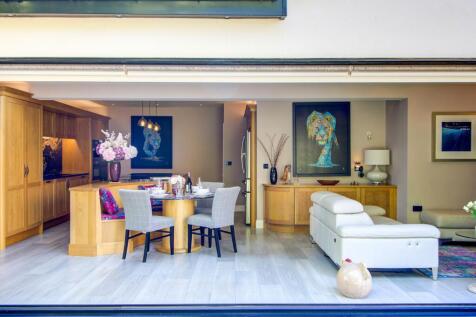 Kitchen/Dining/Living