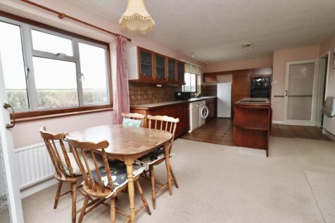 Kitchen/ DIner