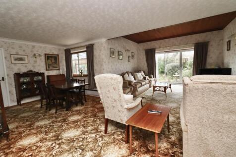Living Room/ Diner