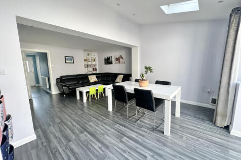 Living/ Dining Room