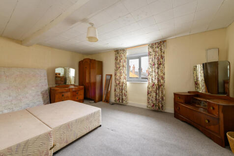 Cottage - Bedroom 2