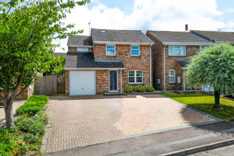 Hunters Close, Tring