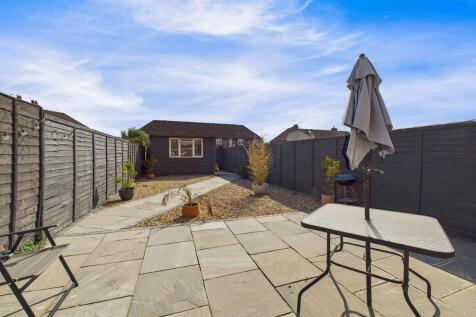 Rear garden (2)