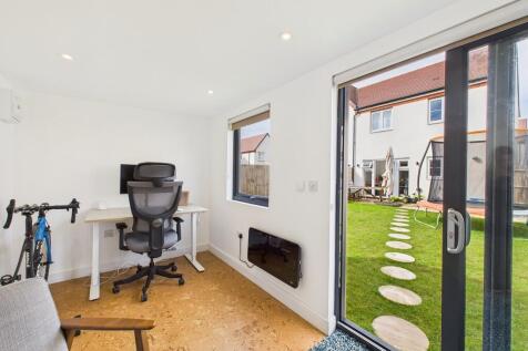 Garden room (2)