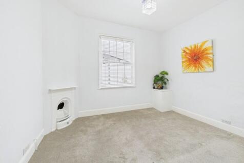 CAM04938G0-PR0342...