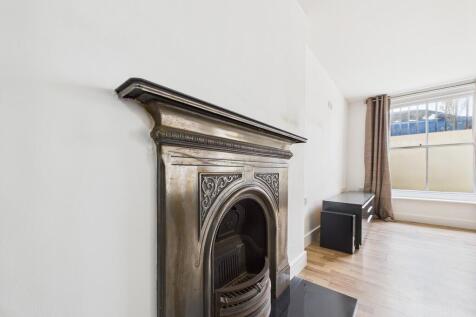 CAM03519G0-PR0396...