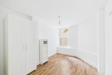 CAM03519G0-PR0396...