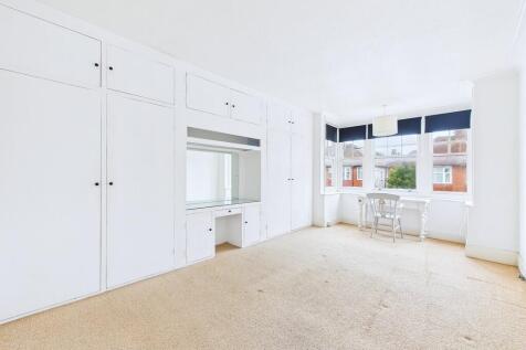 CAM03987G0-PR0218...