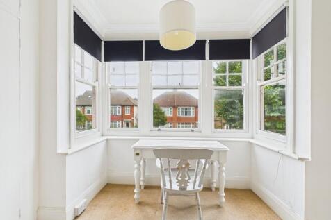 CAM03987G0-PR0218...