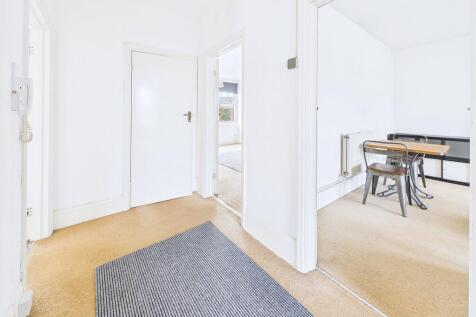 CAM03987G0-PR0218...