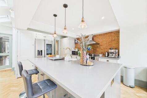 CAM03519G0-PR0342...