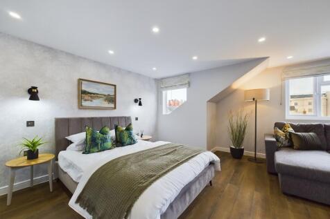 CAM03519G0-PR0024...