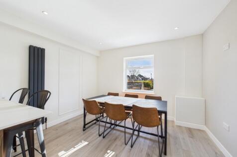 Communal dining a...