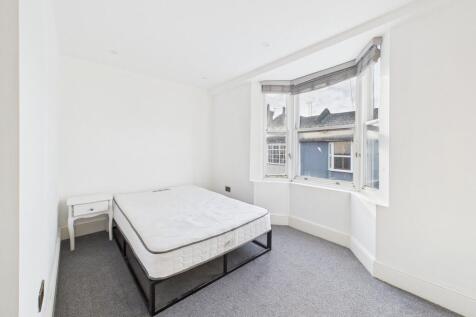 CAM04693G0-PR0031...