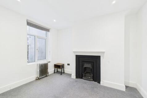 CAM04693G0-PR0031...