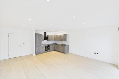 CAM03519G0-PR0416...