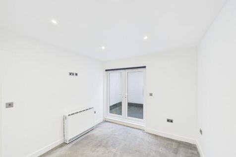 CAM03519G0-PR0416...