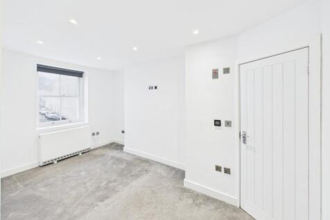 CAM03519G0-PR0418...