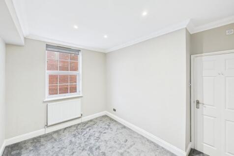 CAM03519G0-PR0419...