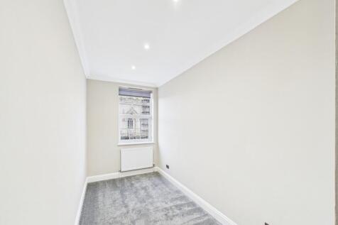 CAM03519G0-PR0419...