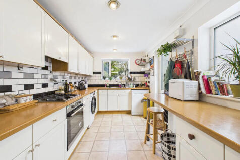 CAM03423G0-PR0549...