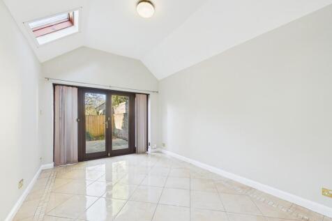 CAM03519G0-PR0423...