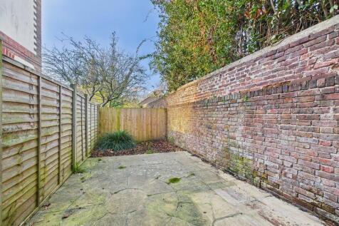 CAM03519G0-PR0423...