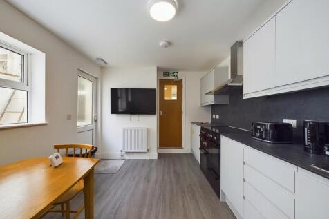 CAM03519G0-PR0044...