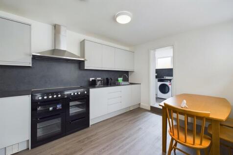 CAM03519G0-PR0044...