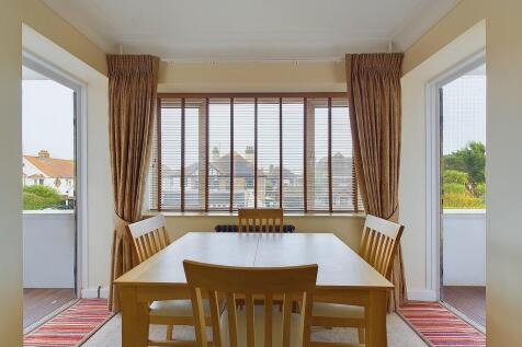 CAM03519G0-PR0121...