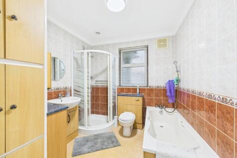 CAM03519G0-PR0425...