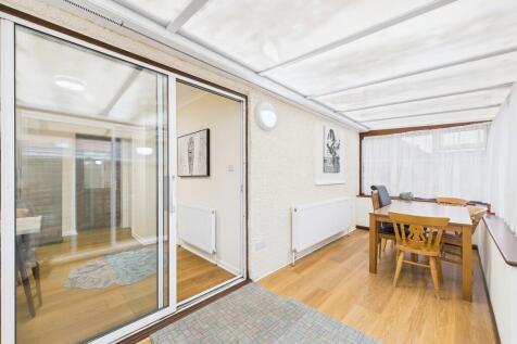 CAM03519G0-PR0425...