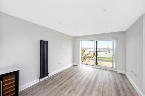 Brighton Road 74a...