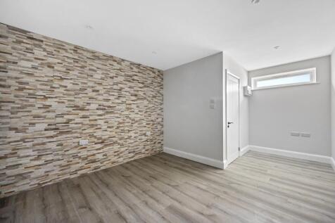 Brighton Road 74a...