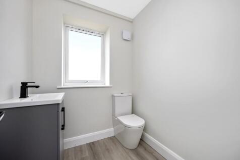 Brighton Road 74a...